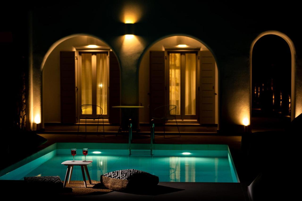 פריסה Modern Dome Homes Of Santorini מראה חיצוני תמונה